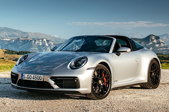 Foto van PORSCHE 911 TARGA 4 GTS