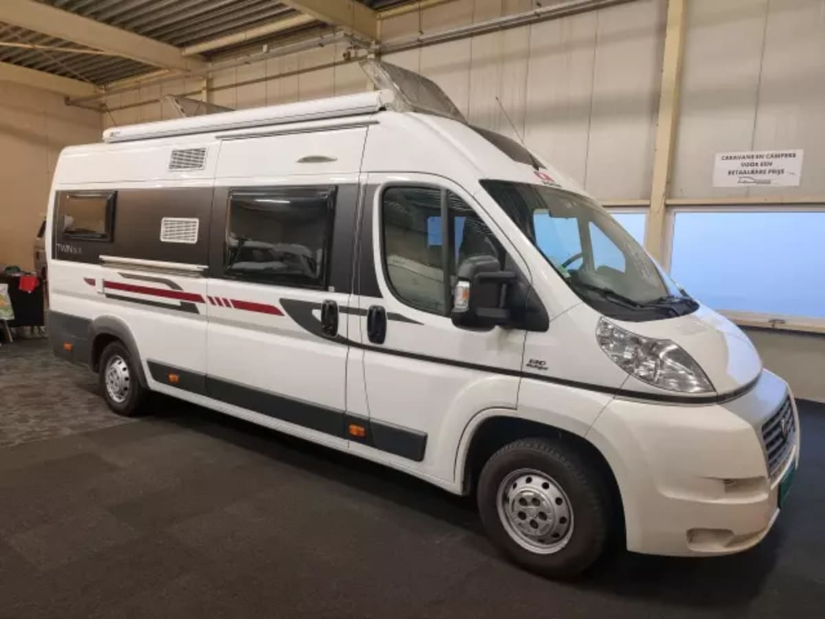Foto van ADRIA TWIN SP