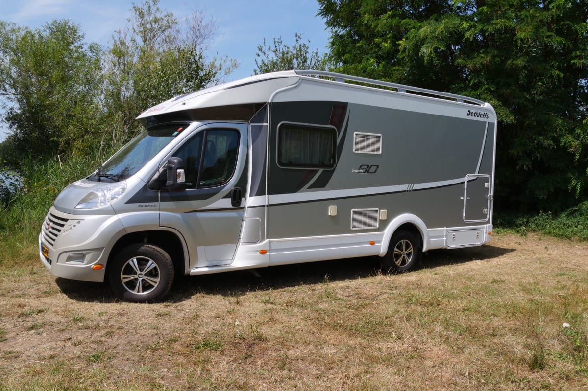 Foto van DETHLEFFS T 6700 EIGHTY