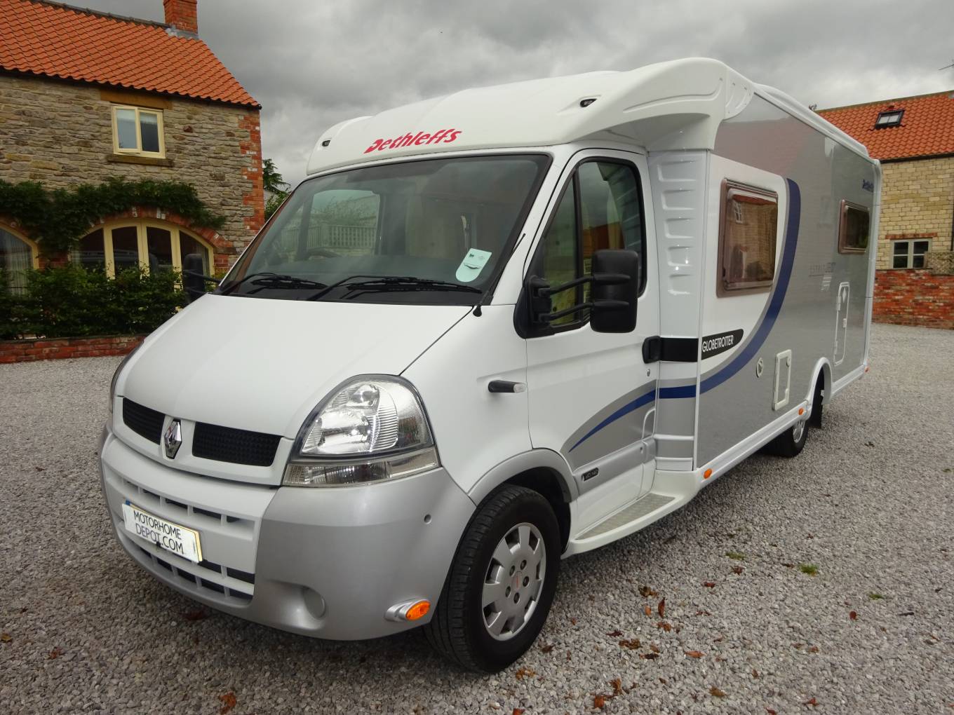 Foto van DETHLEFFS RT 6614