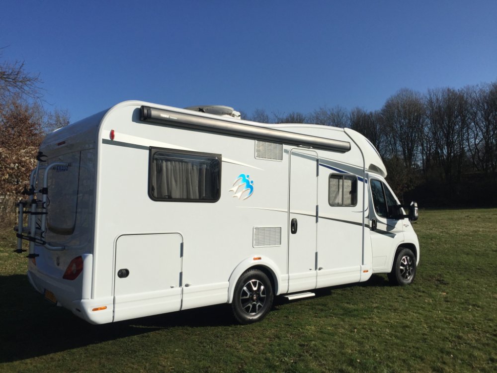 Foto van KNAUS R21