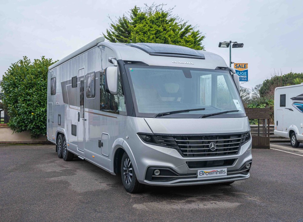 Foto van ADRIA SONIC SUPREME 710SL