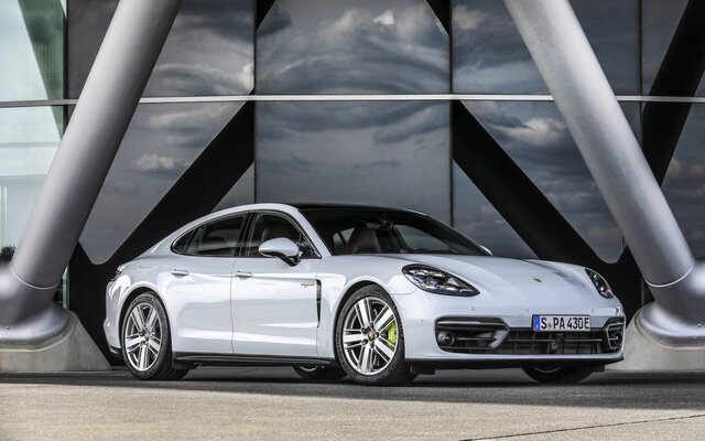 Foto van PORSCHE Panamera 4S E-Hybrid