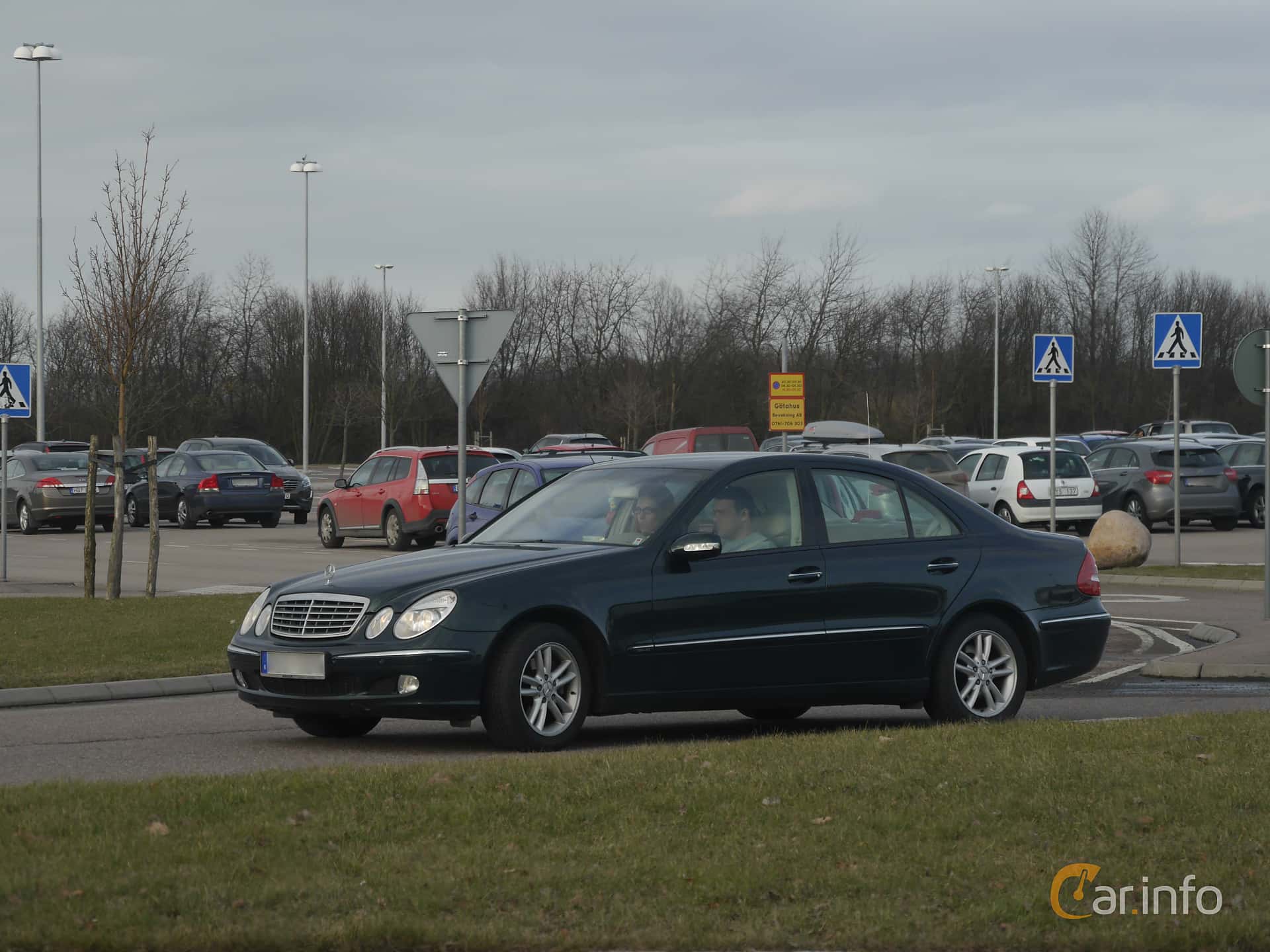 Foto van MERCEDES-BENZ E 200 KOMPRESSOR
