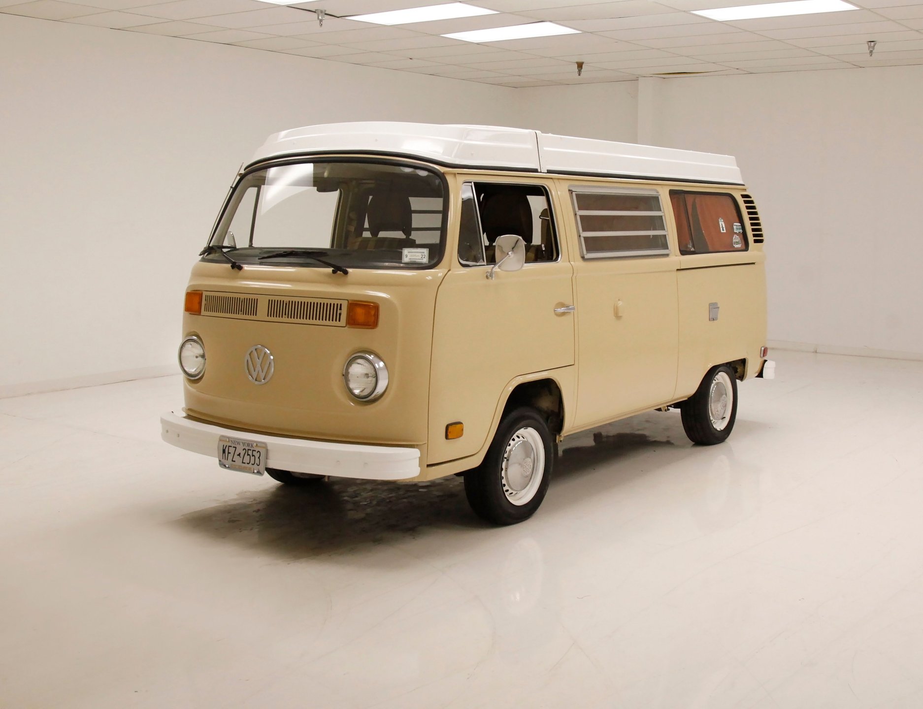 Foto van VOLKSWAGEN KAMPEERAUTO