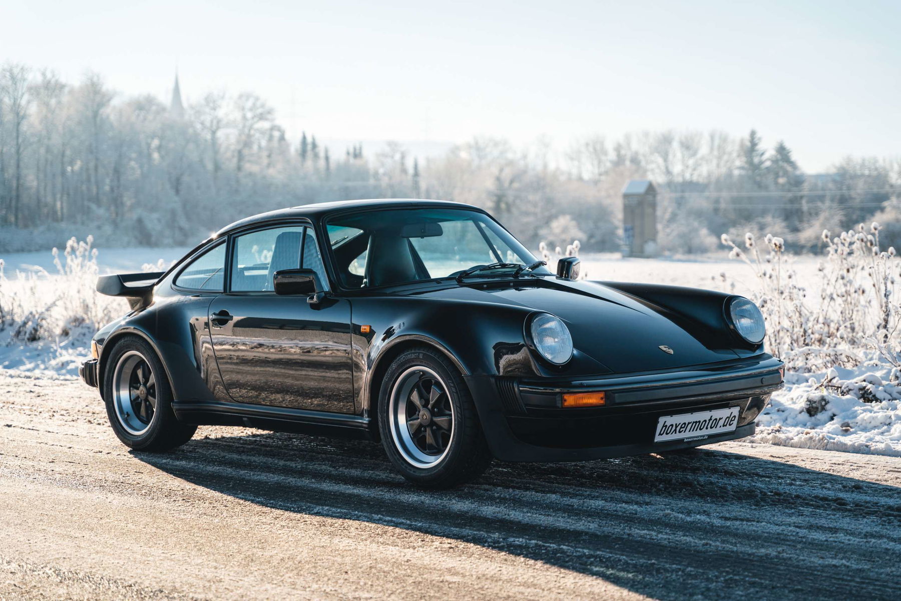 Foto van PORSCHE 911 TURBO