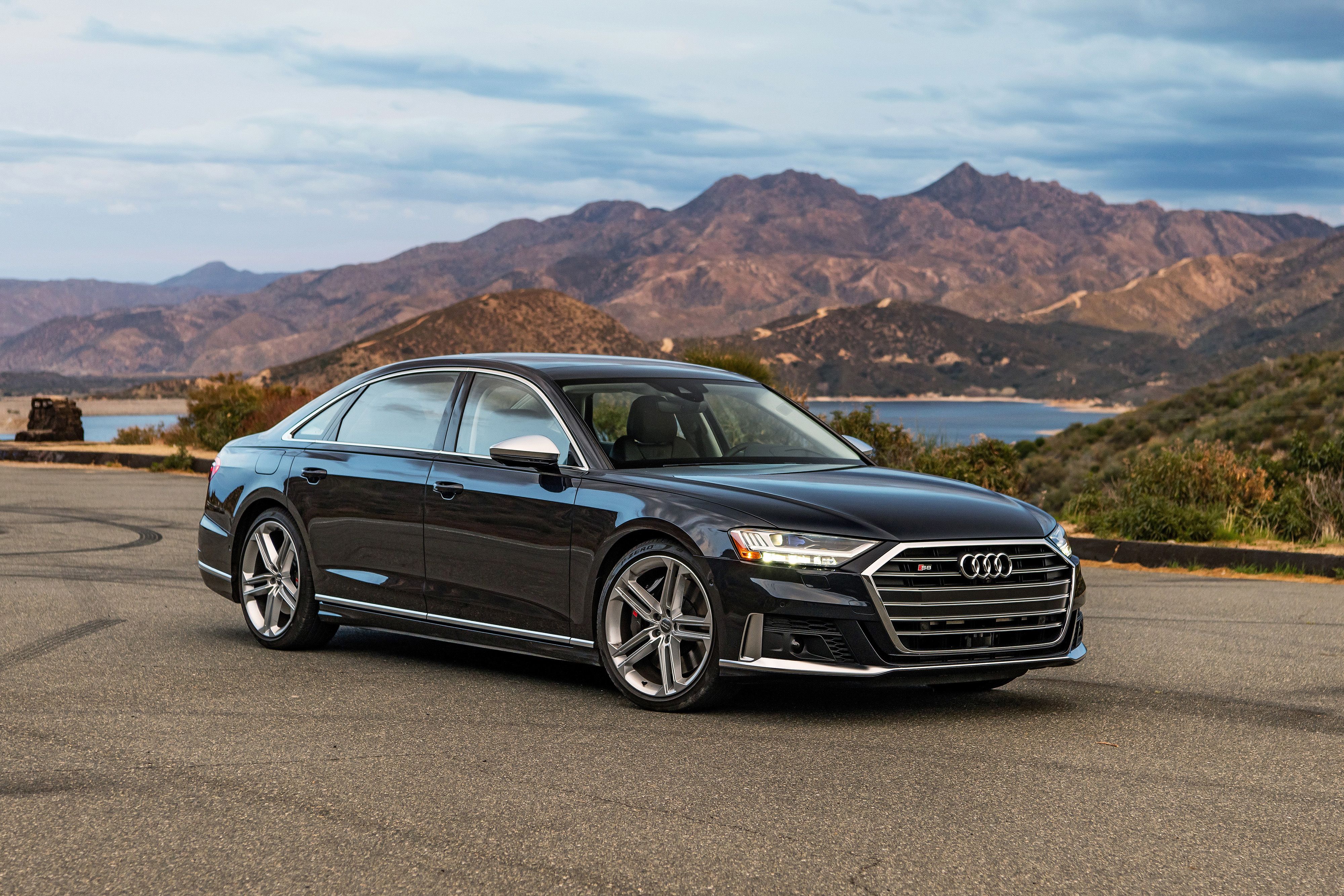Foto van AUDI S8