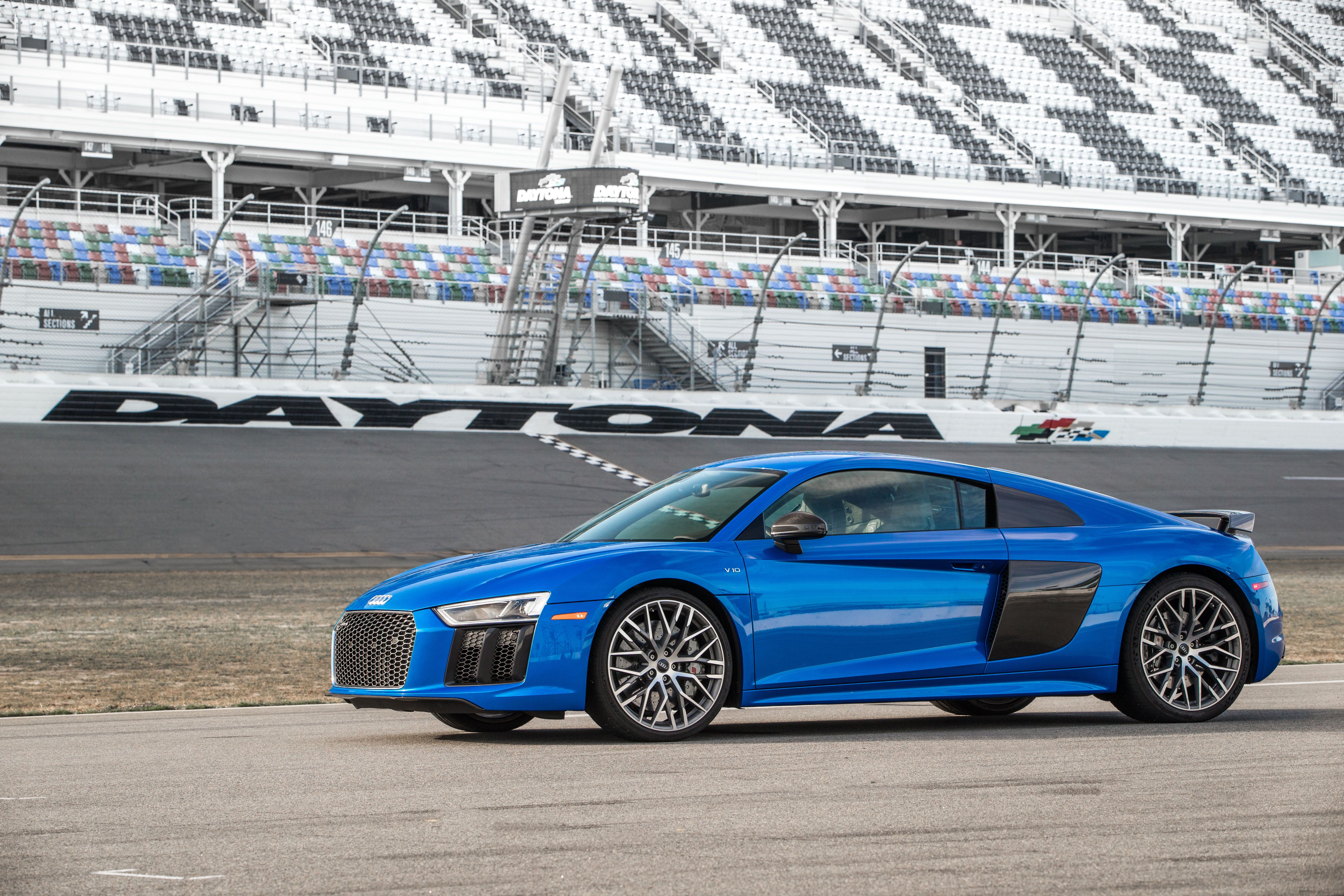 Foto van AUDI R8 SPYDER