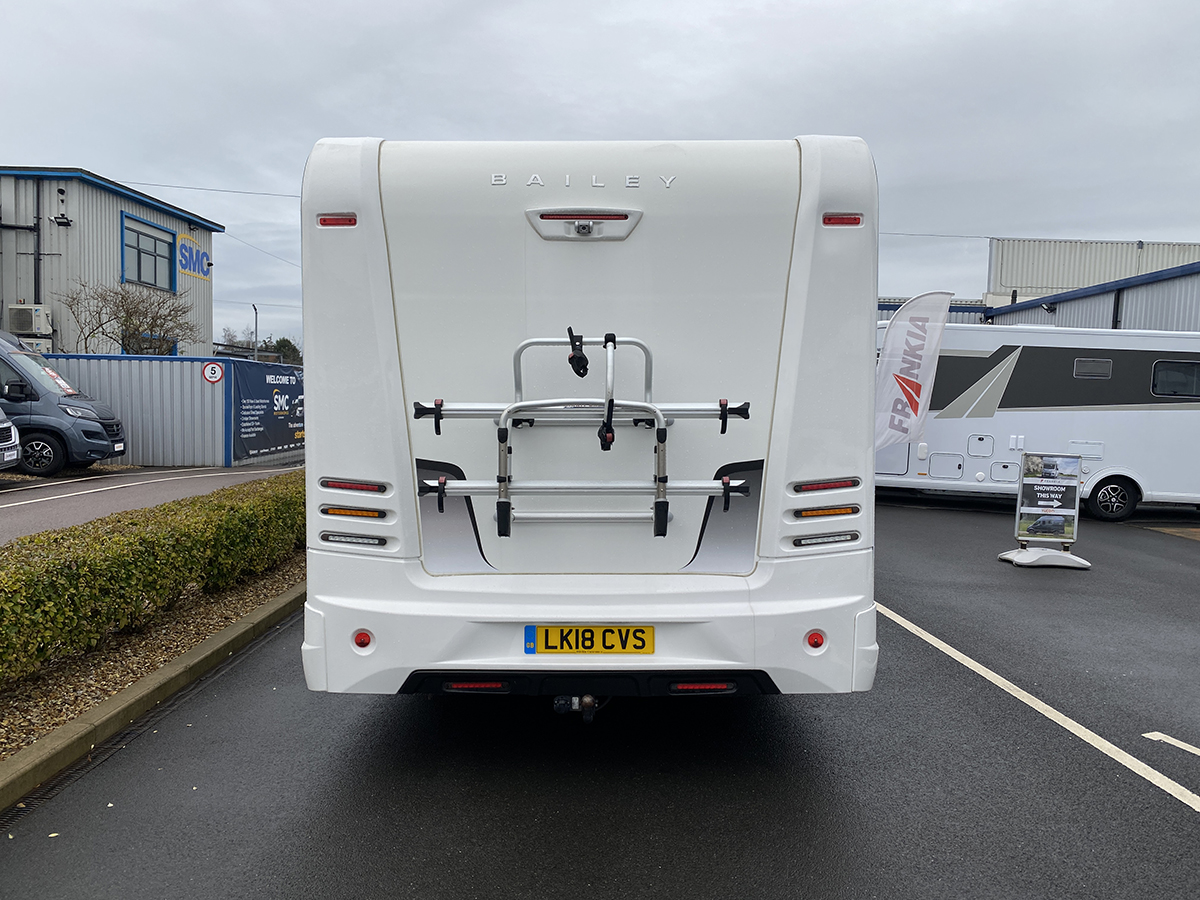 Foto van MOBILVETTA S-YACHT 9086