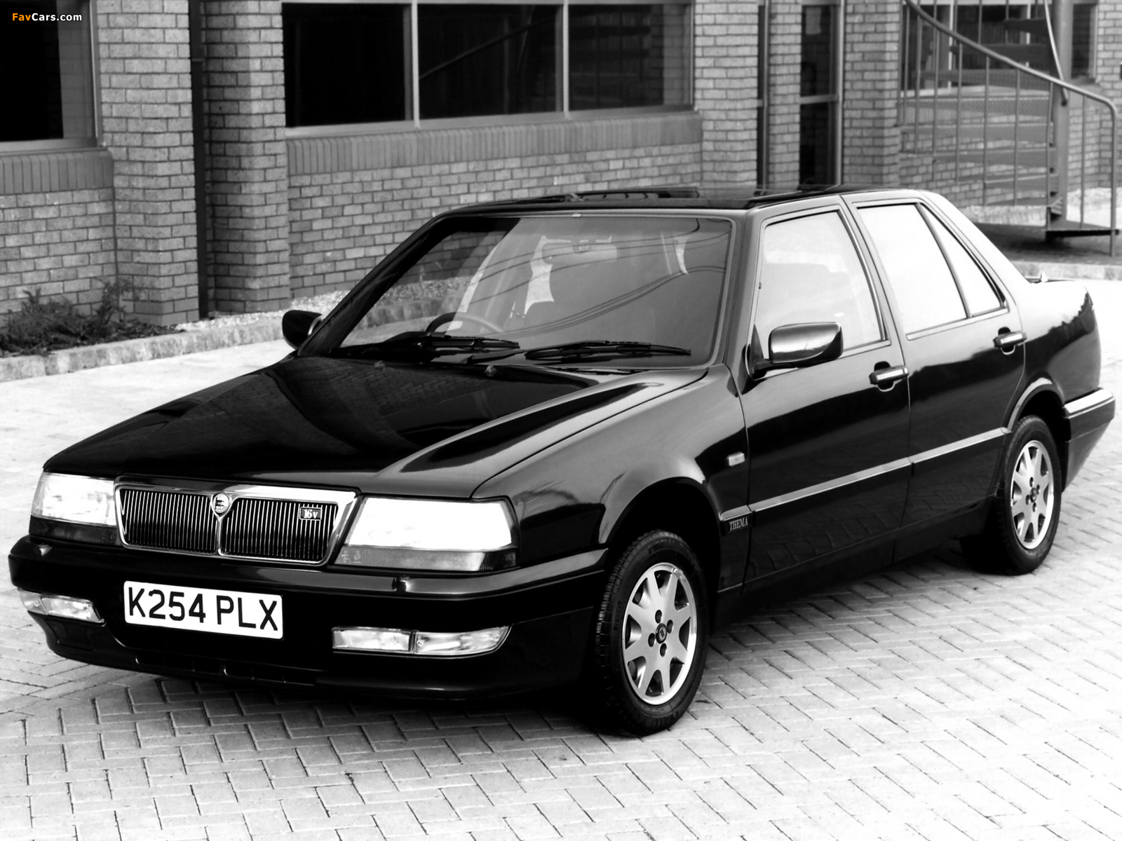 Foto van LANCIA THEMA