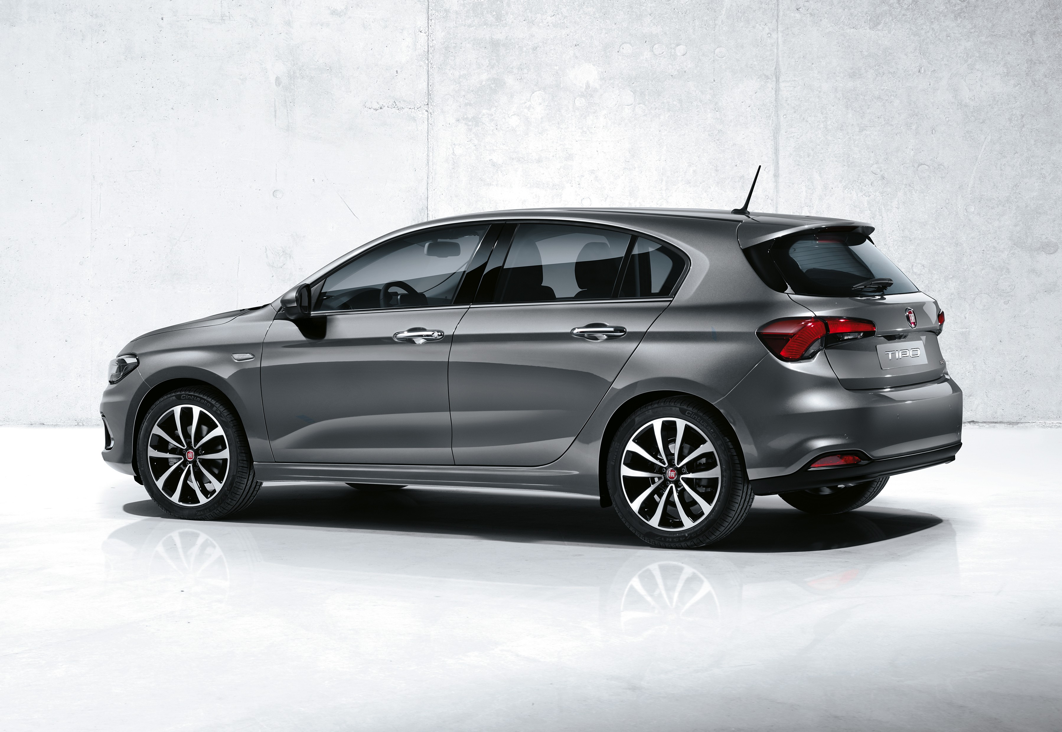Foto van FIAT FIAT TIPO