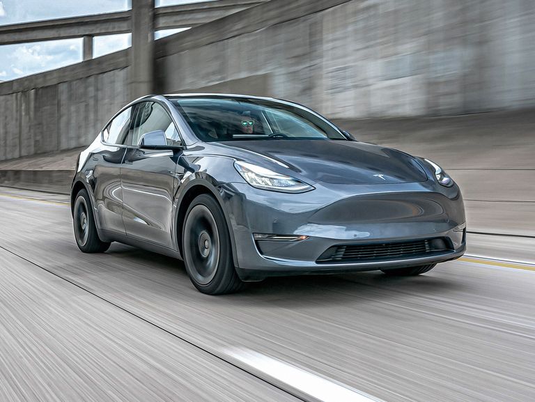 Tesla Model Y  2024 - voorkant