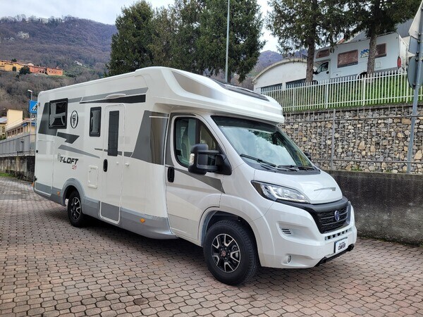 Foto van ELNAGH T-LOFT 529