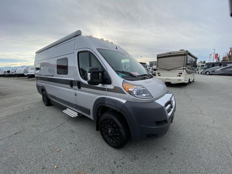Foto van HYMER B 668 PL