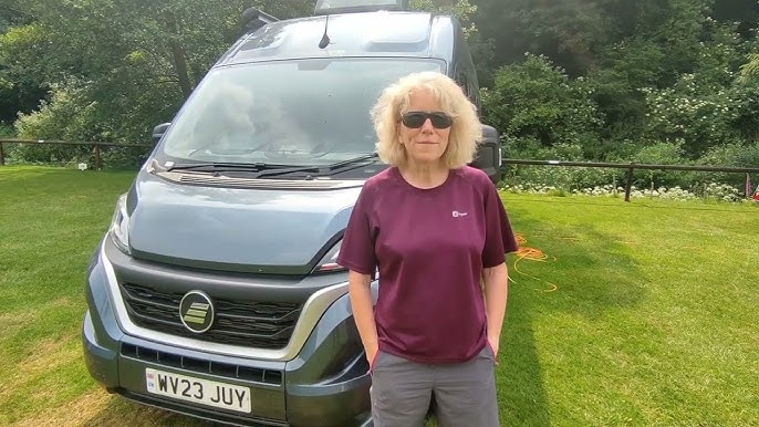 Foto van HYMER AYERS ROCK