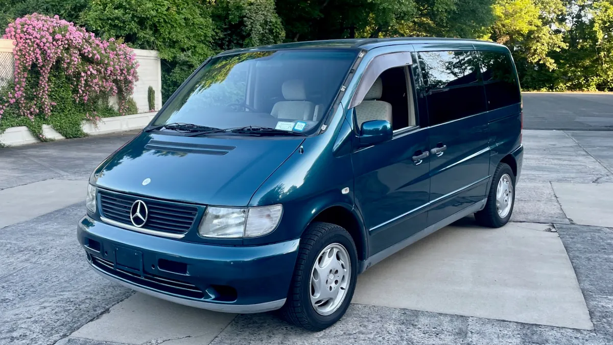 Foto van MERCEDES-BENZ V230
