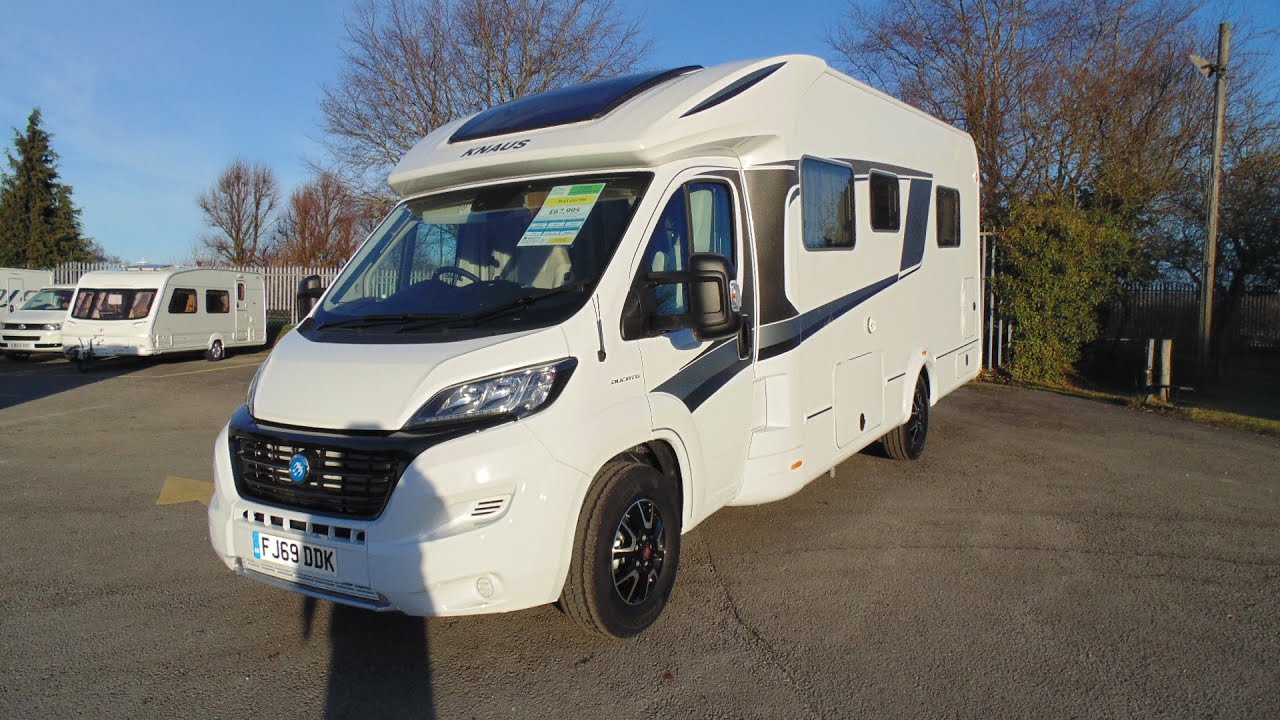 Foto van KNAUS R22