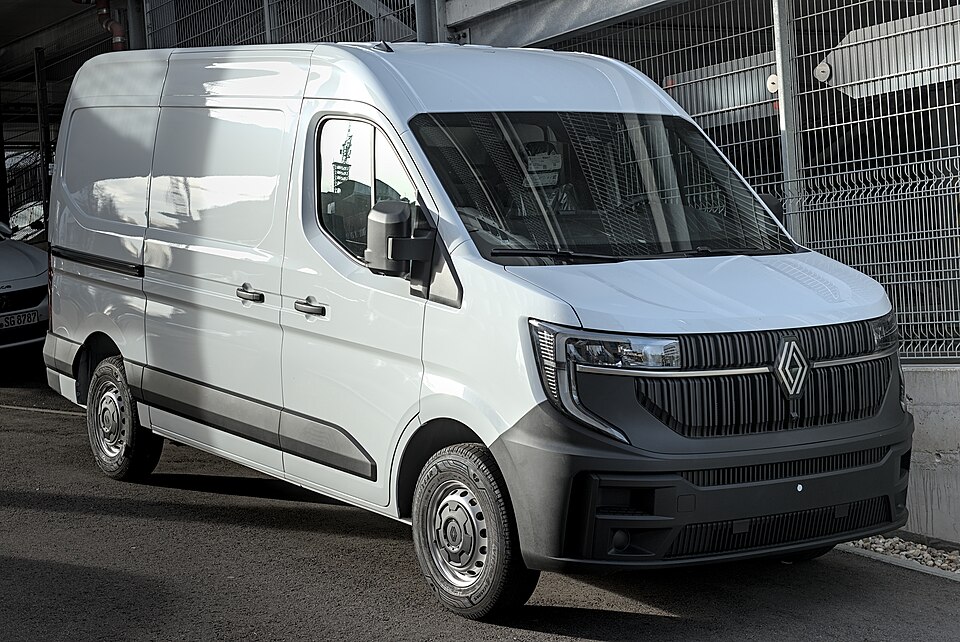 Renault Master T 33 L1/h2 2.5 Dci 74 KW E4  2010 - voorkant