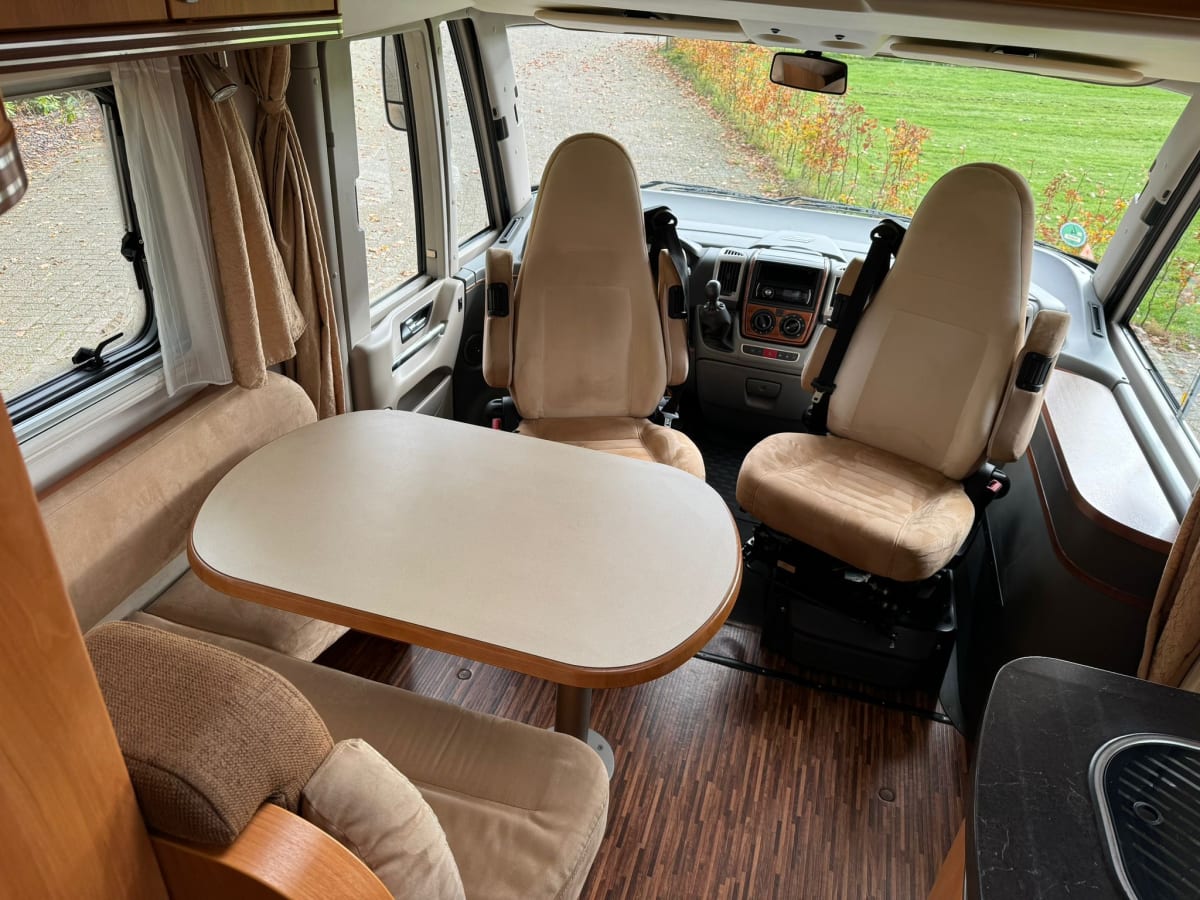 Foto van HYMER B 514 CL