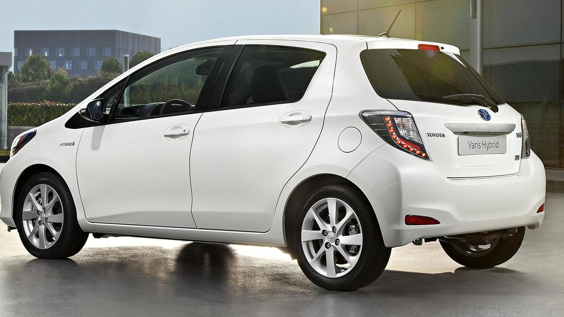 Foto van TOYOTA TOYOTA YARIS HYBRID