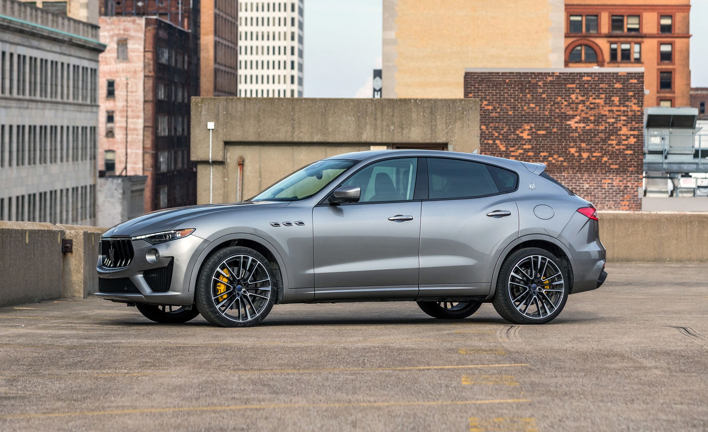 Foto van MASERATI LEVANTE DIESEL