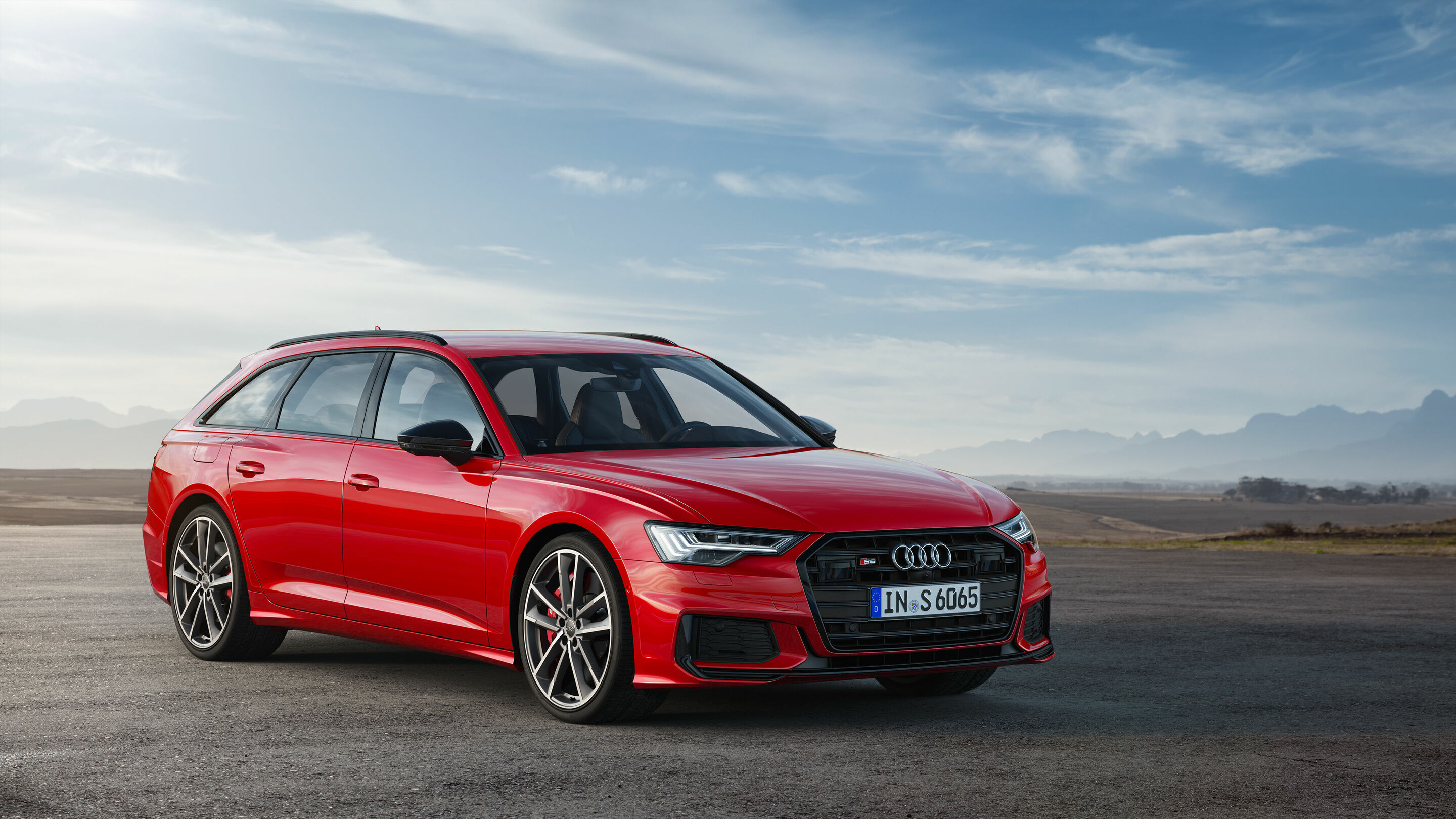 Foto van AUDI S6 AVANT