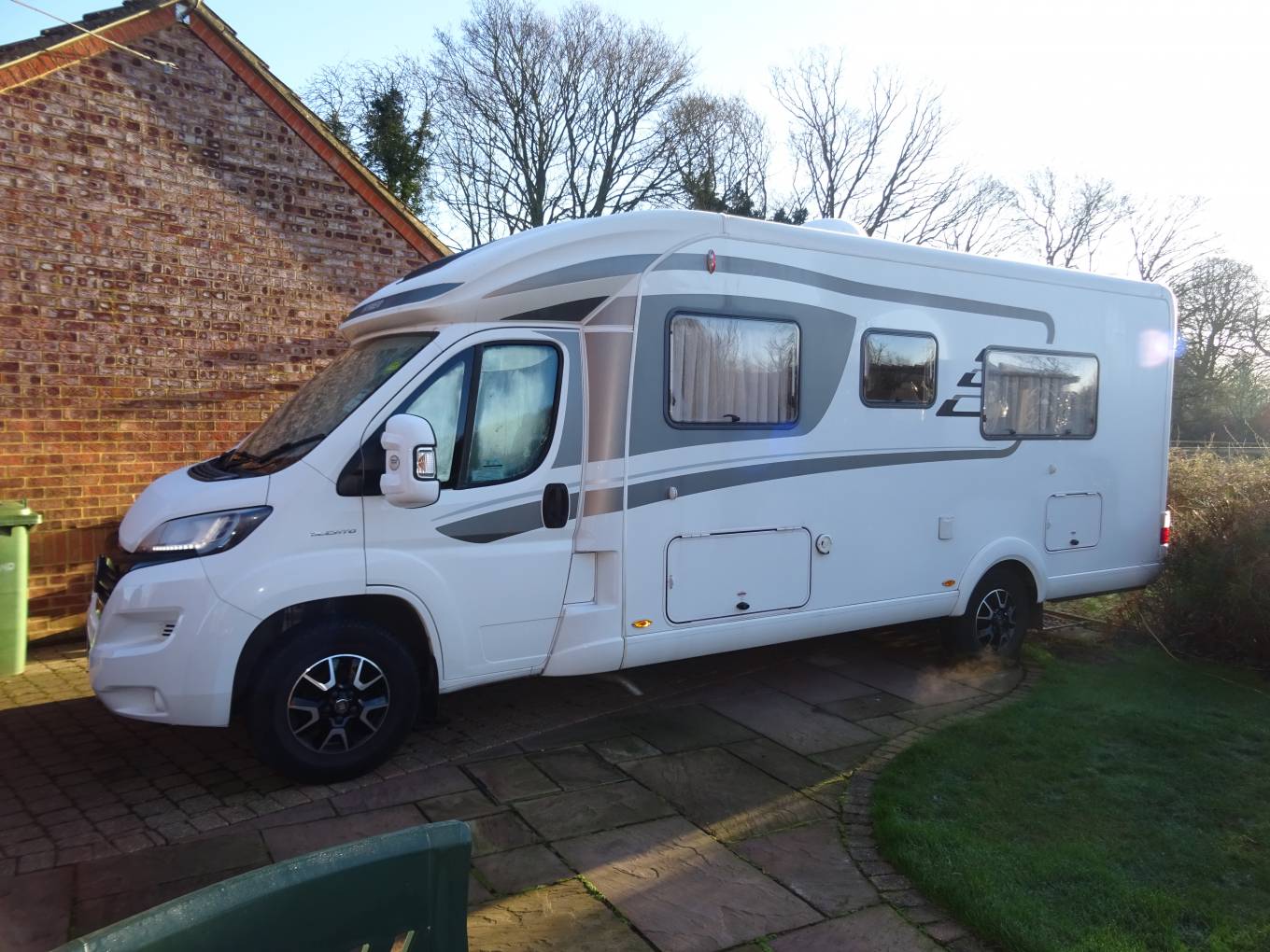 Foto van HYMER T 668 CL