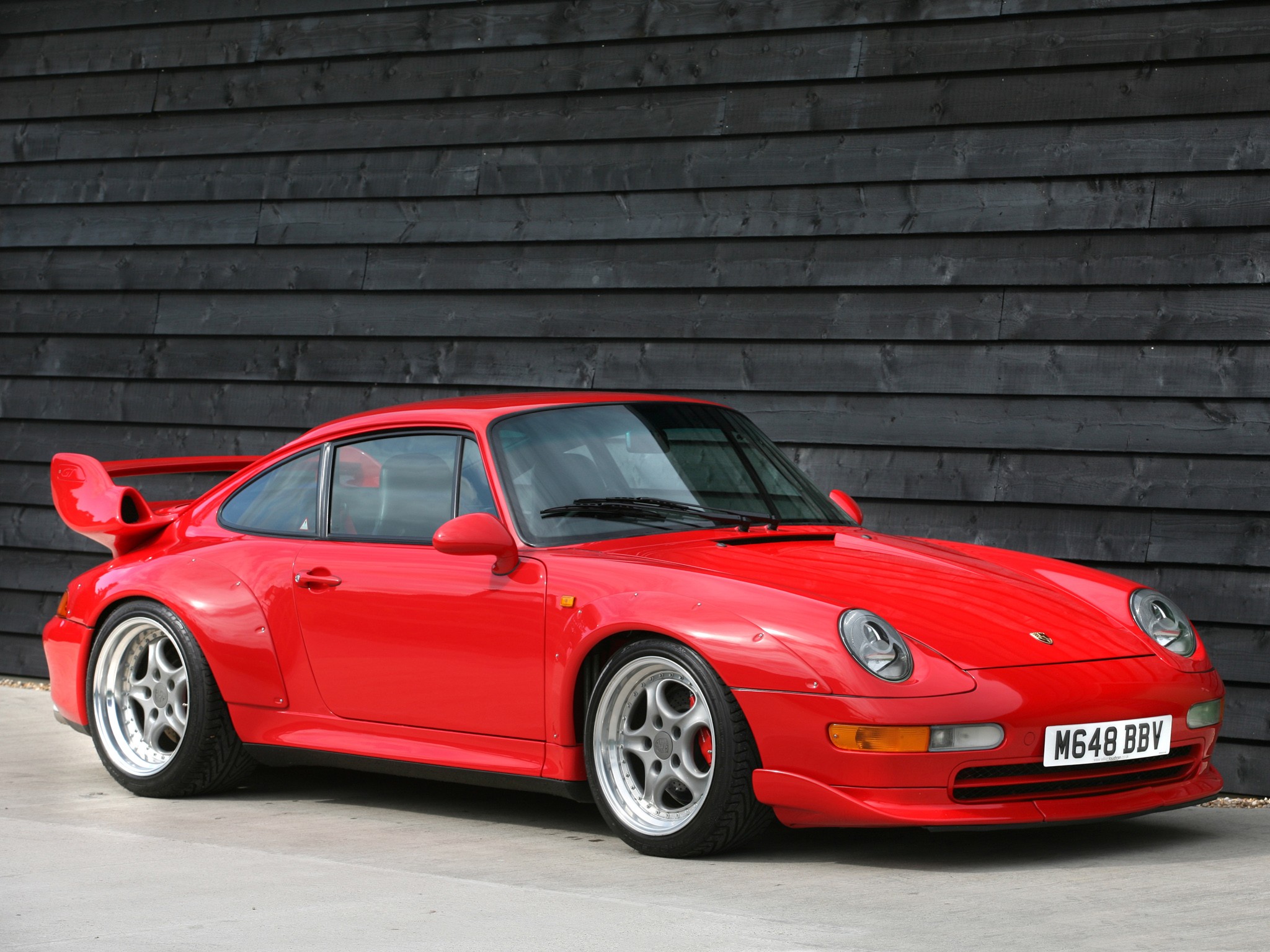 Foto van PORSCHE 911 GT2