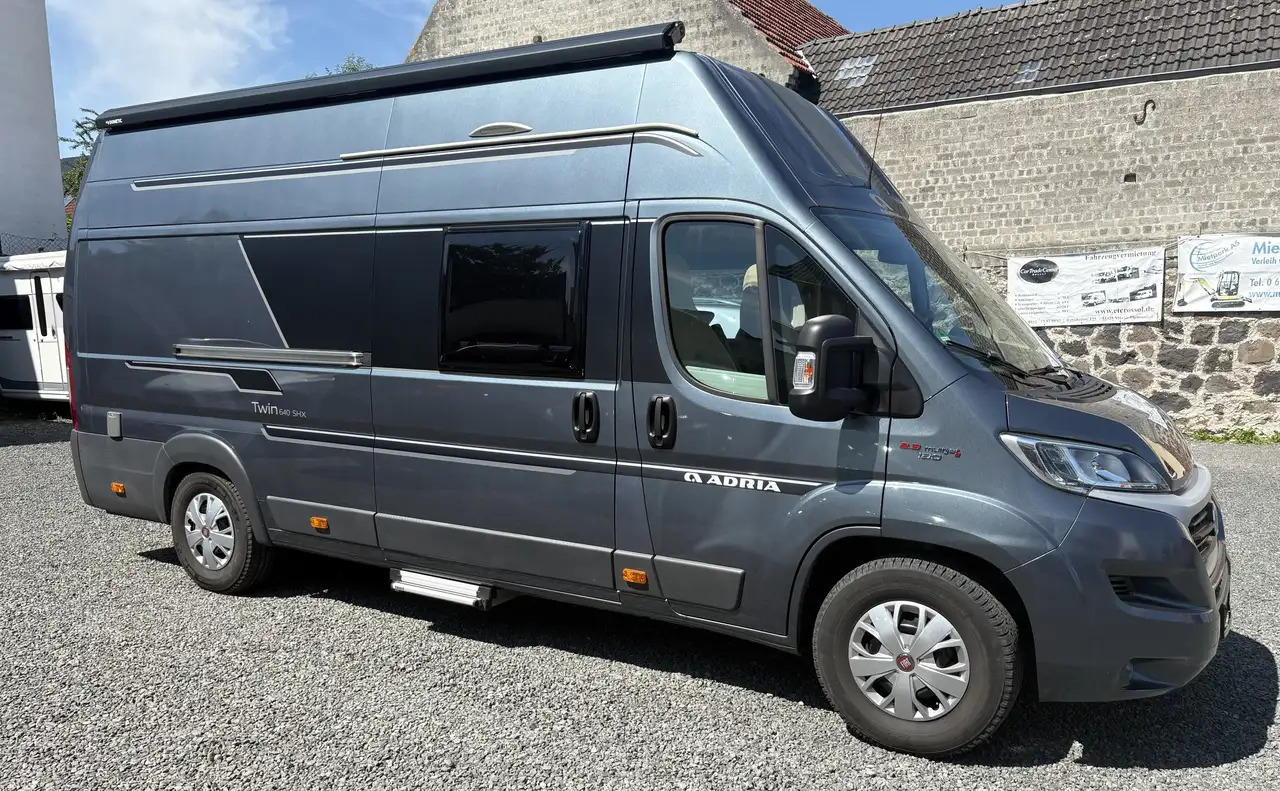 Foto van ADRIA TWIN 640 SHX