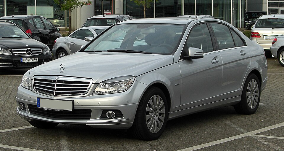 Foto van MERCEDES-BENZ 213 CDI