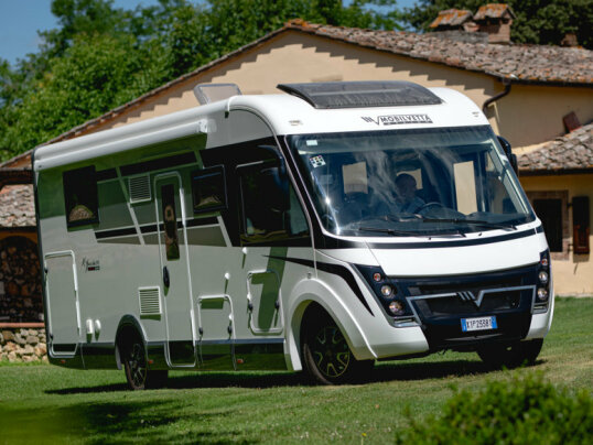 Foto van MOBILVETTA K-YACHT TEKNO LINE 90