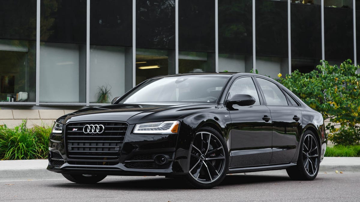 Foto van AUDI S8
