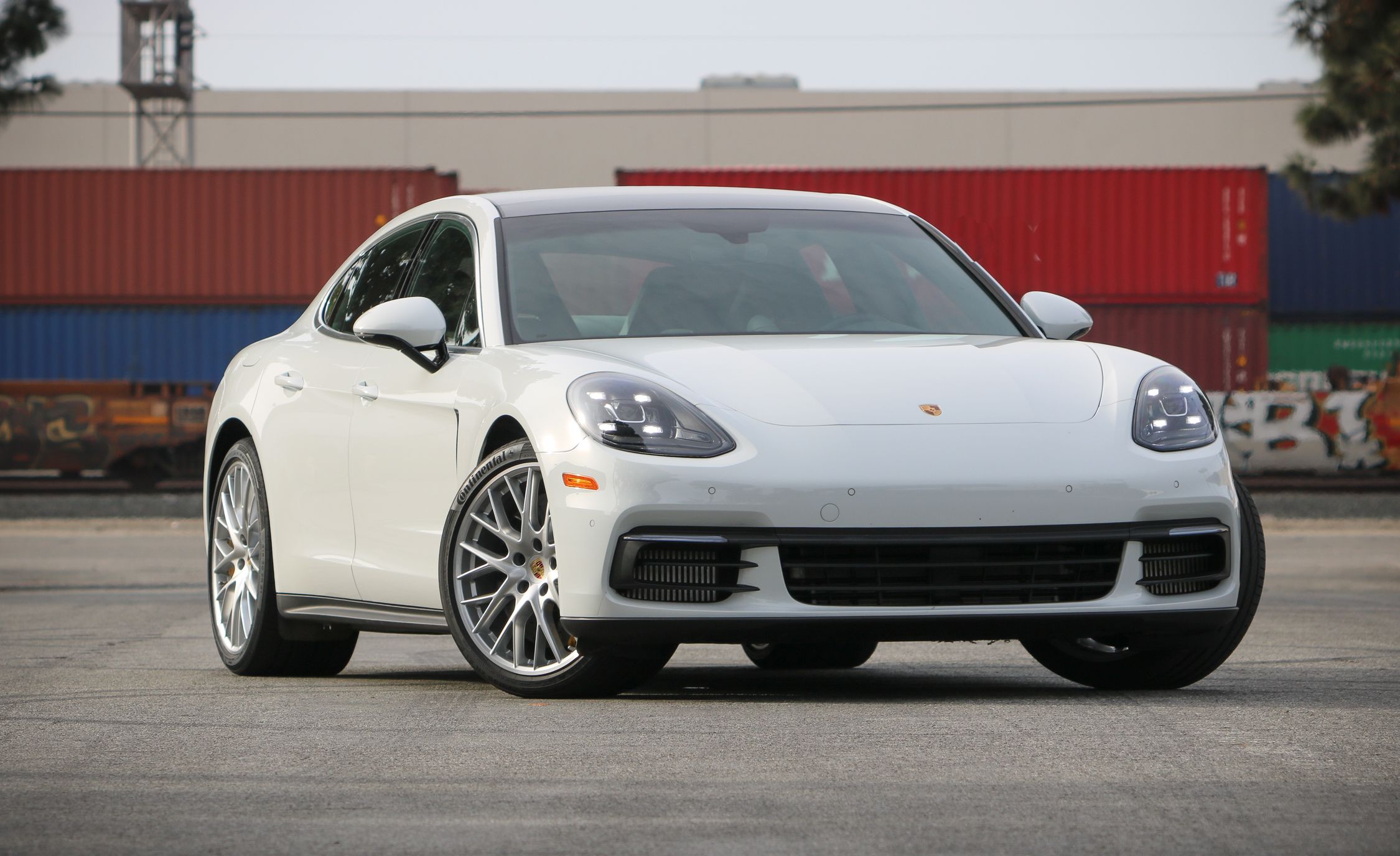 Foto van PORSCHE PANAMERA