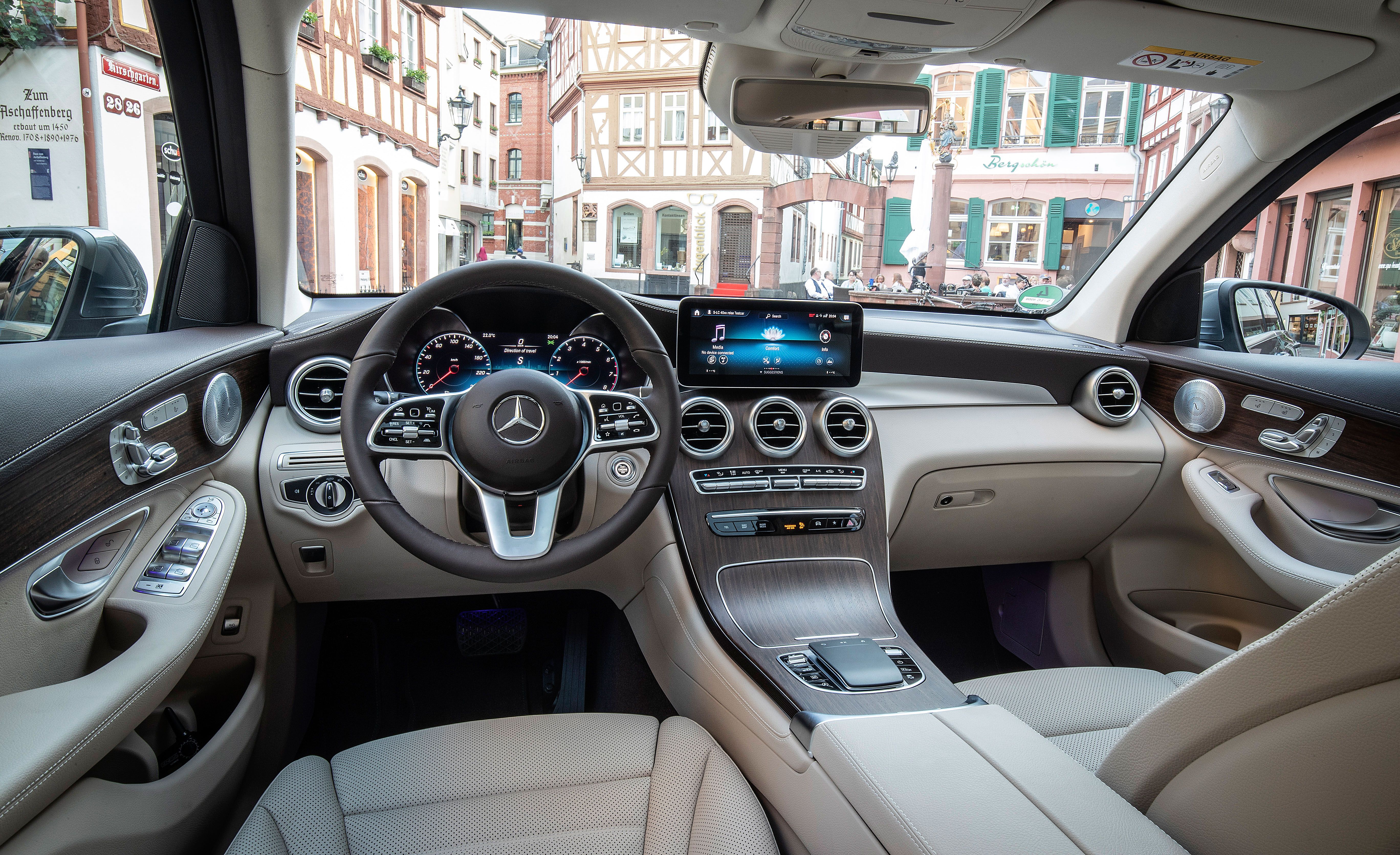 Foto van MERCEDES-BENZ GLC 300 4MATIC