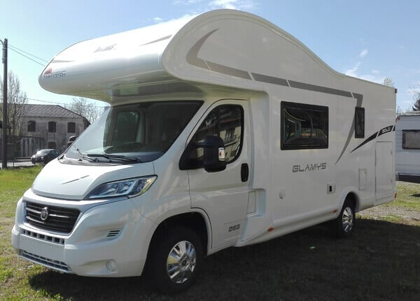 Foto van ELNAGH BARON 54G