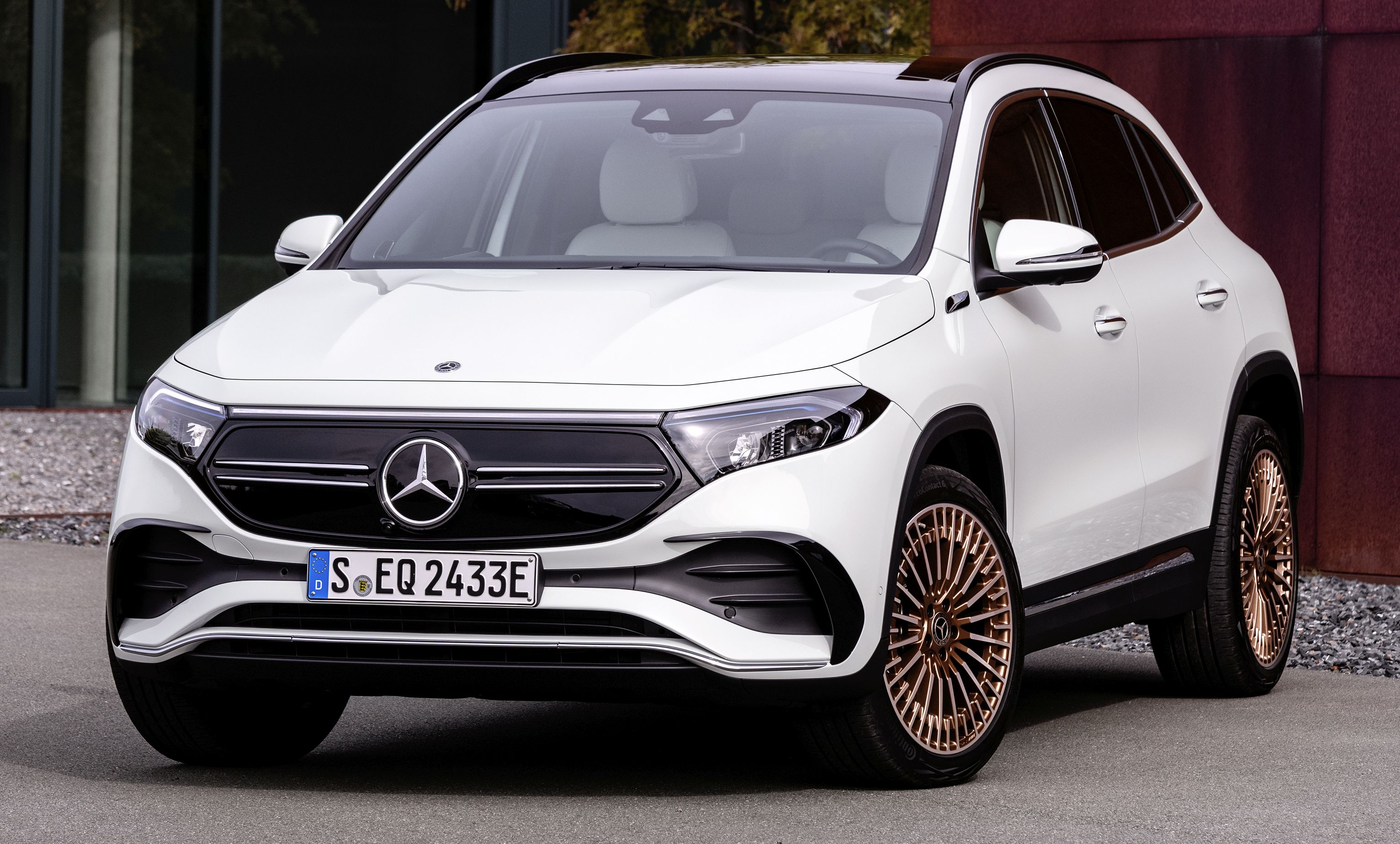 Foto van MERCEDES-BENZ EQA 350 4MATIC