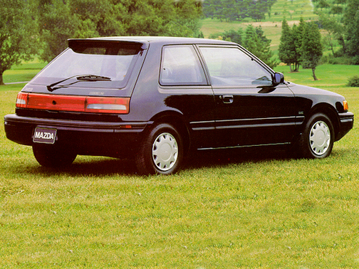 Foto van MAZDA 323