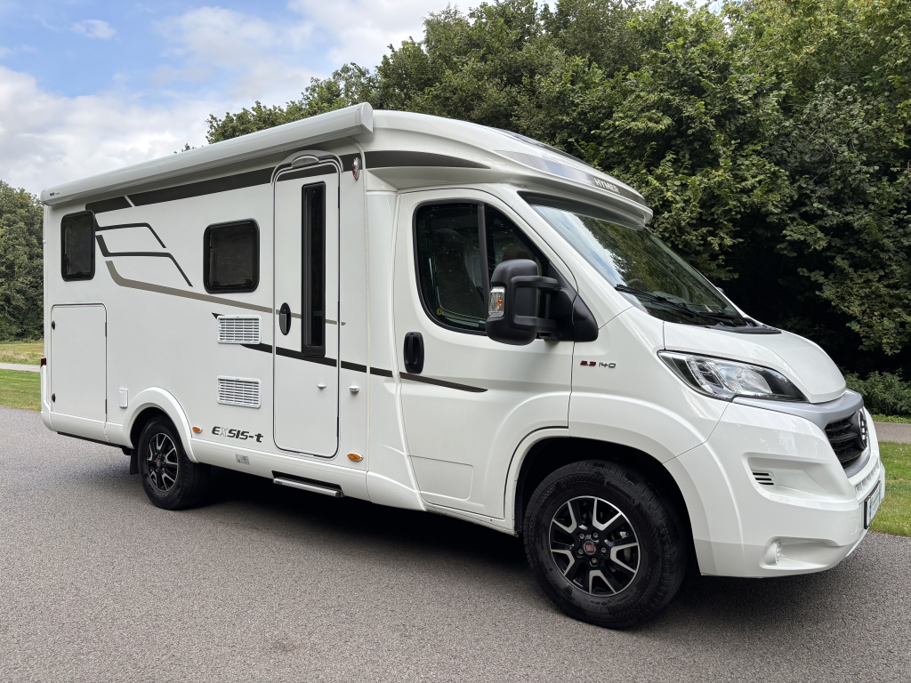 Foto van HYMER EXT 374