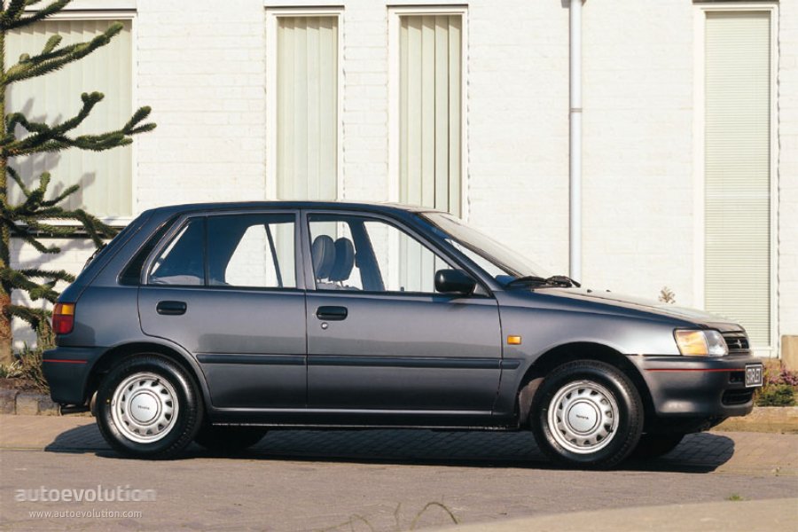 Foto van TOYOTA TOYOTA STARLET