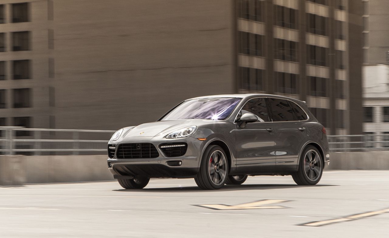 Foto van PORSCHE CAYENNE TURBO S