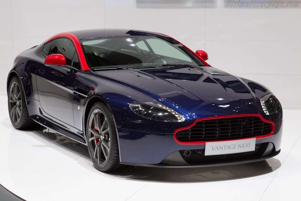Foto van ASTON MARTIN V8 VOLANTE