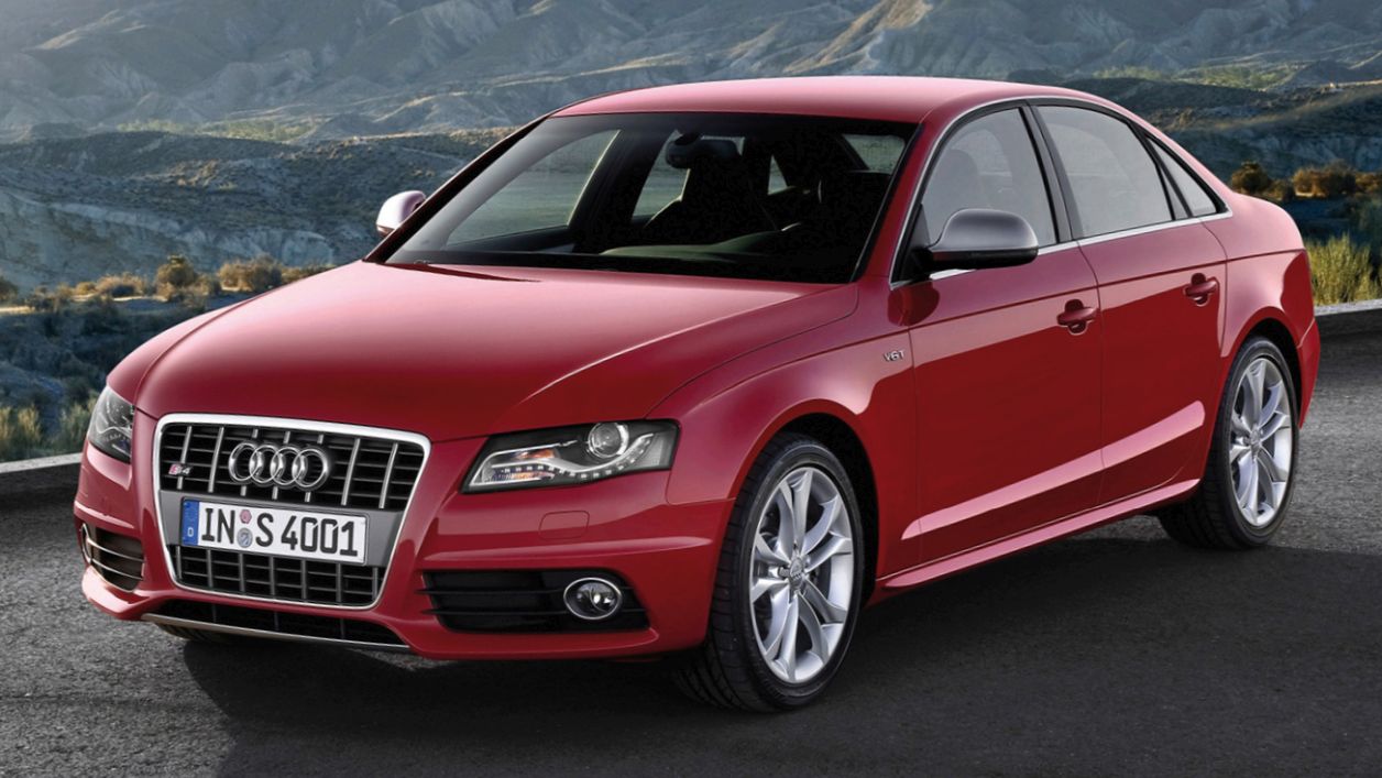 Foto van AUDI S4 LIMOUSINE