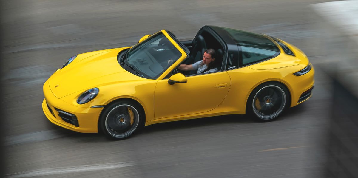 Foto van PORSCHE 911 TARGA 4