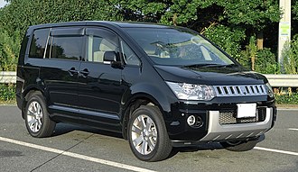 Foto van MITSUBISHI L400