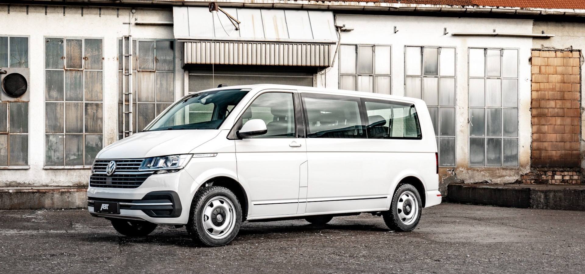 Foto van VOLKSWAGEN ABT E-CARAVELLE 6.1