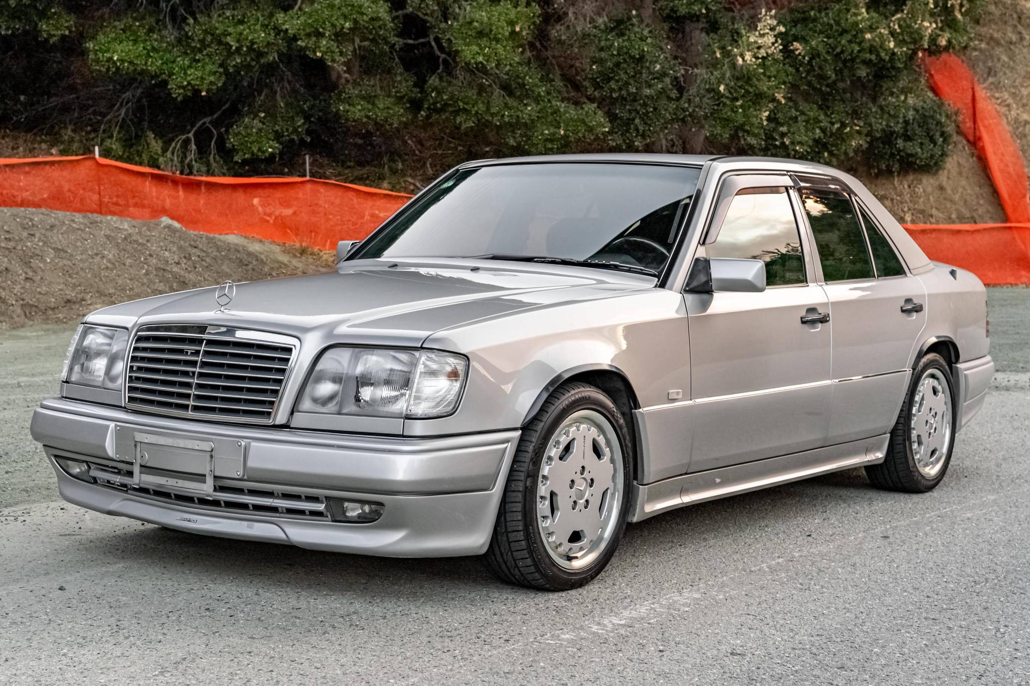 Foto van MERCEDES-BENZ E 280