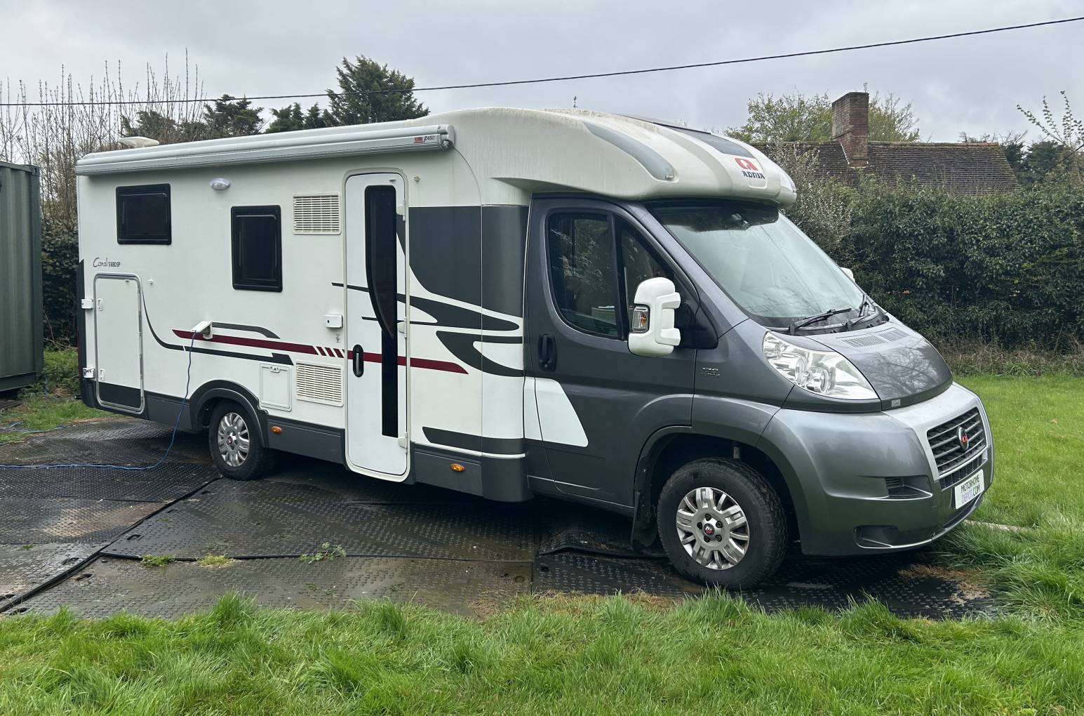 Foto van ADRIA CORAL S 680SP