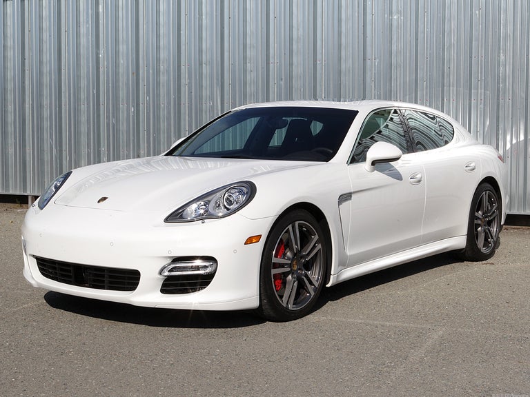 Foto van PORSCHE PANAMERA TURBO S
