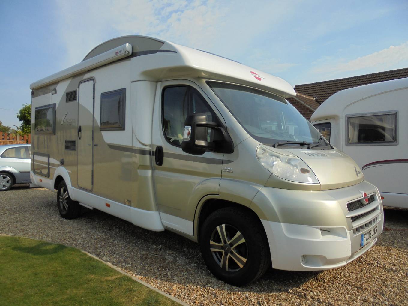 Foto van BUERSTNER BUT664