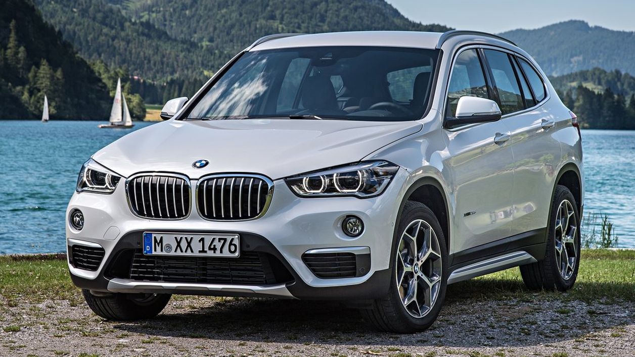 Foto van BMW X1 XDRIVE 18D